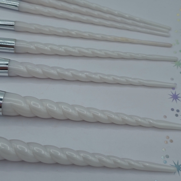 Rainbow Unicorn Makeup Brush Set of 8 - Picture 7 of 7